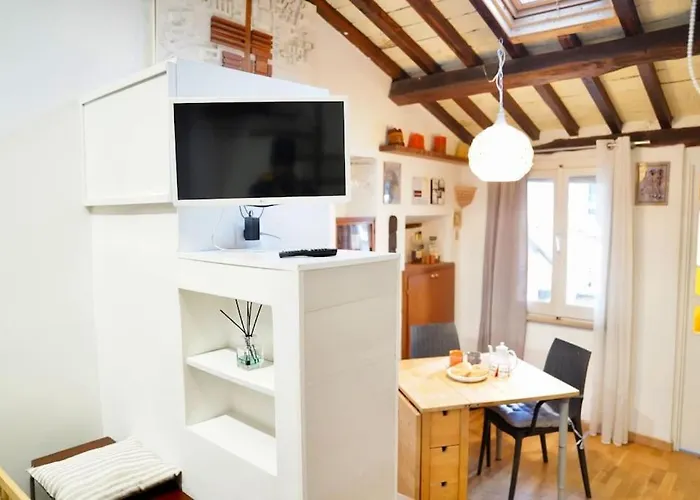 Trastevere Lovely Loft Apartment