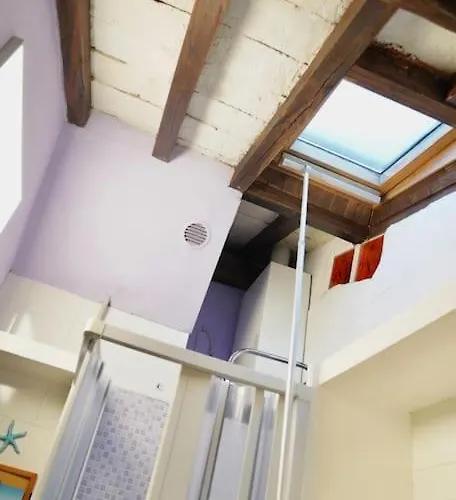 Trastevere Lovely Loft Apartment